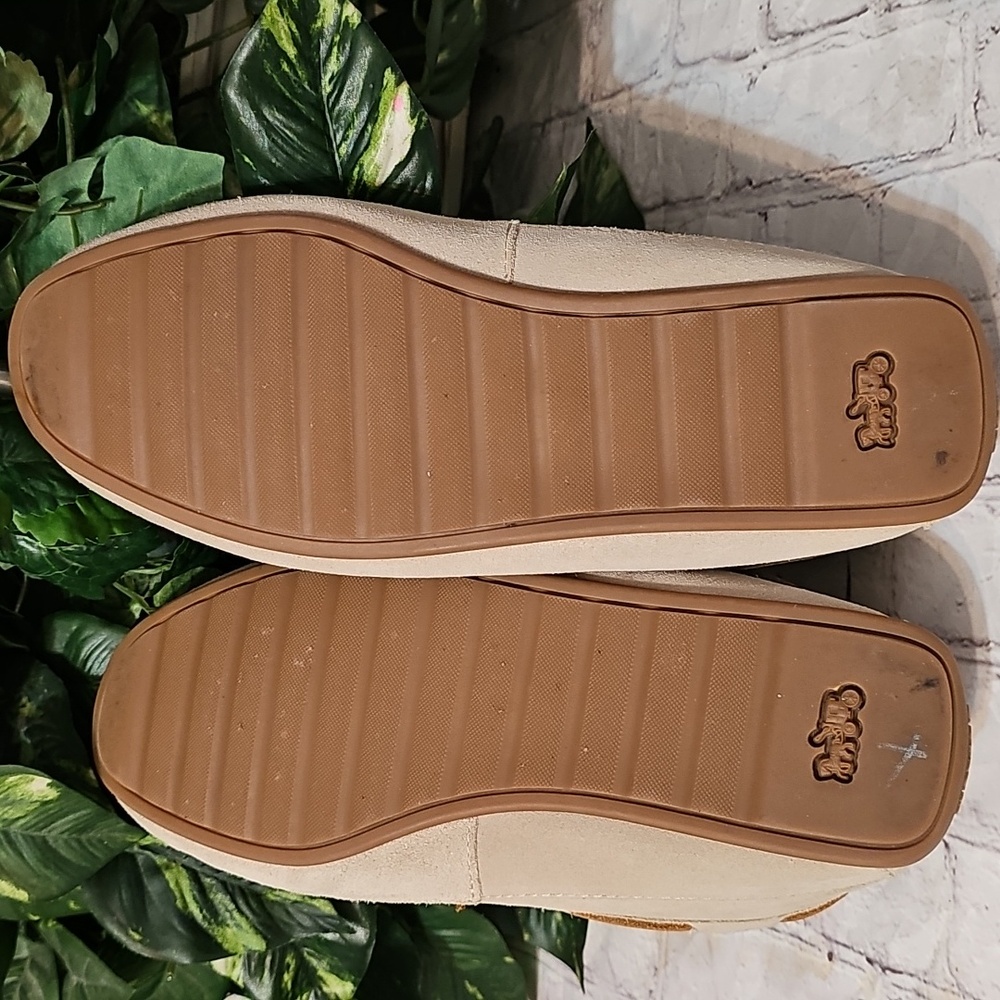 Coach Suede/Sherling  Beige Moccasins 9D - Picture 9 of 11